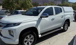 מיצובישי מאגנום 4X4