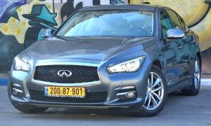 אינפיניטי Q50