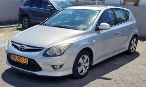 יונדאי i30
