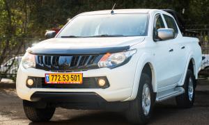 מיצובישי L200 2X4