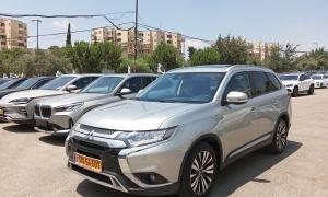 מיצובישי אאוטלנדר