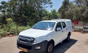 איסוזו 2X4 D-MAX