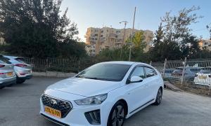 יונדאי איוניק