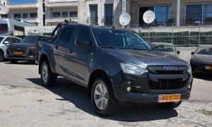 איסוזו 2X4 D-MAX
