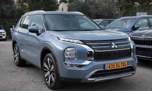 מיצובישי אאוטלנדר