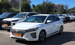 יונדאי איוניק
