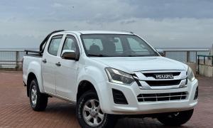 איסוזו 4X4 D-MAX