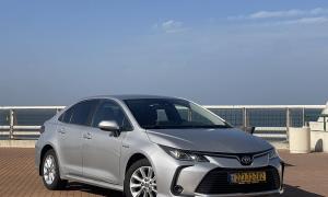 טויוטה קורולה