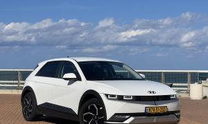 יונדאי איוניק 5