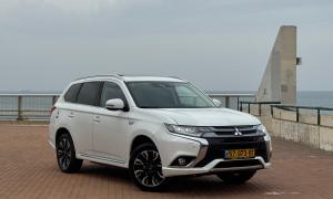 מיצובישי אאוטלנדר