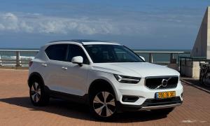 וולוו XC40