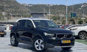 וולוו XC40
