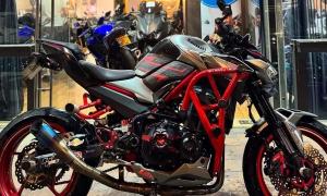 קאוואסאקי Z900