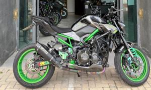 קאוואסאקי Z900