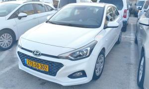 יונדאי i20